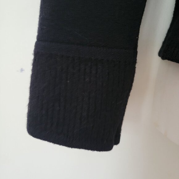 St John Basics L Black Ribbed V Neck Cropped Sweater Top USA - Picture 6 of 6